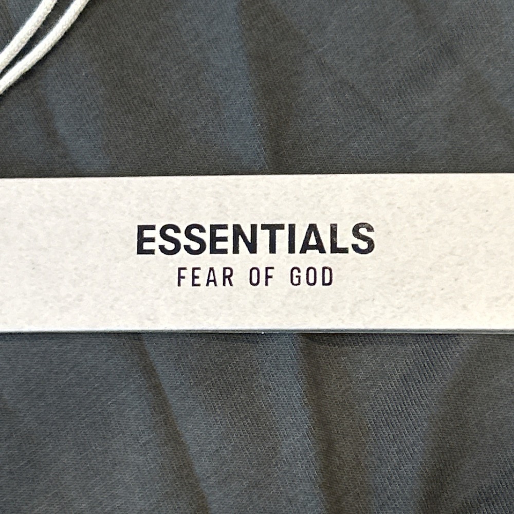 Fear of God Essentials Shirt Men Medium Ink Grey Short Sleeve Oversized Logo New - Picture 3 of 11